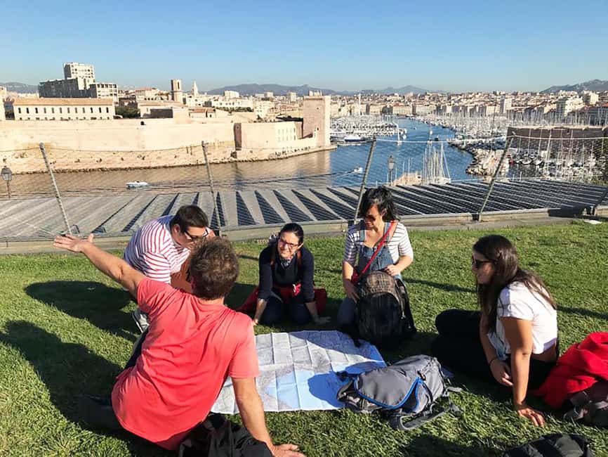 Marseille: Urban Hiking Tour with a Local Guide - Monument to the far-and-near: a quick pause with context