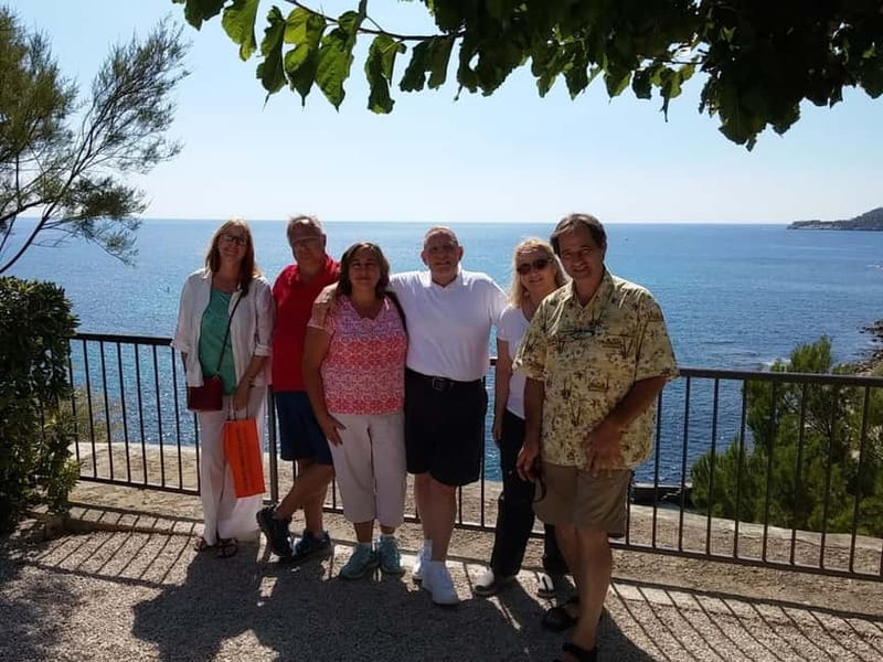 Marseille Vieux Port & Wine Tasting - Private Tour - Wine tastings that actually match the region’s flavor
