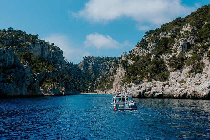 Mediterranean Dolce Vita: Cassis, Calanques Boat Ride & Appetizer - Key highlights you’ll feel right away