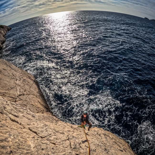 Multi Pitch Climb Session in the Calanques near Marseille - Should you book this multi-pitch climb in the Calanques?