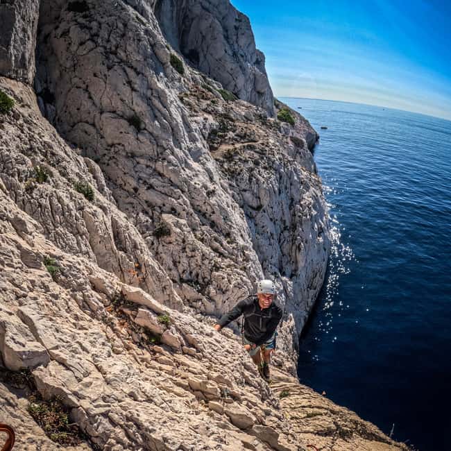 Multi Pitch Climb Session in the Calanques near Marseille - Your climbing day: how the guide matches the route to you