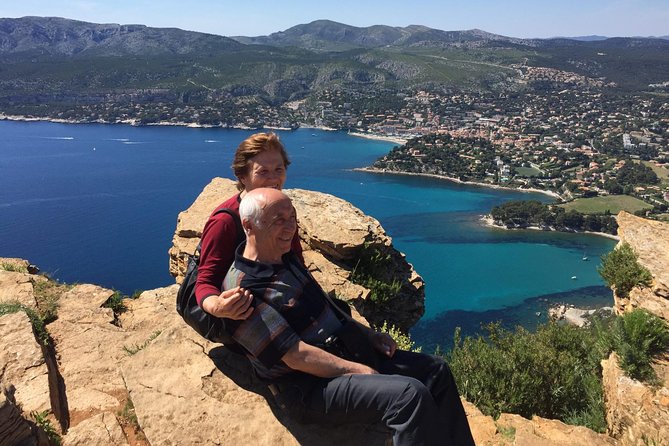 Private tour in Aix-EN-Provence, Marseille and Cassis! - Cape Canaille: a quick cliff photo stop that doesn’t eat the day