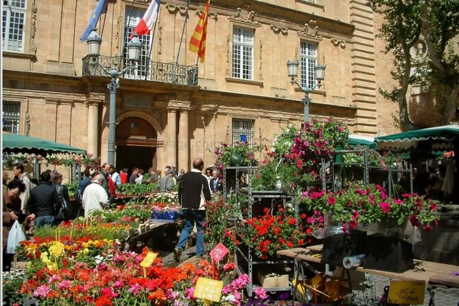 Private Transfers Provence by smart vtc - A practical way to use this transfer for a top-day in Aix
