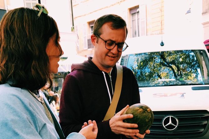 Provençal Farmers market tour - The guide factor: Edouard PAUL-CAVALLIER (Ted Aix Tours) and the value of context