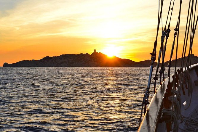 Sailing day in the heart of the Calanques - The Calanques Stops Aren’t Random—They’re Handpicked for Water Time