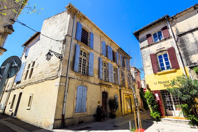St Rémy de Provence & Arles Julius Caesar to Vincent Van Gogh - Key highlights to expect