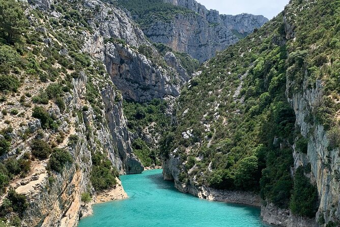 Visit the lavender fields, the Gorges du Verdon and Moustiers. - Pickup, timing, and how the 7–8 hours typically feel